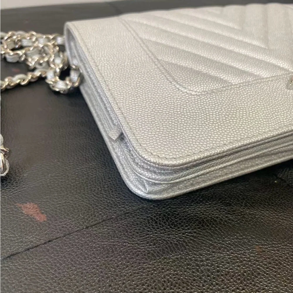 CHANEL WALLET ON CHAIN SILVER CAVIAR - Picture 2 of 11